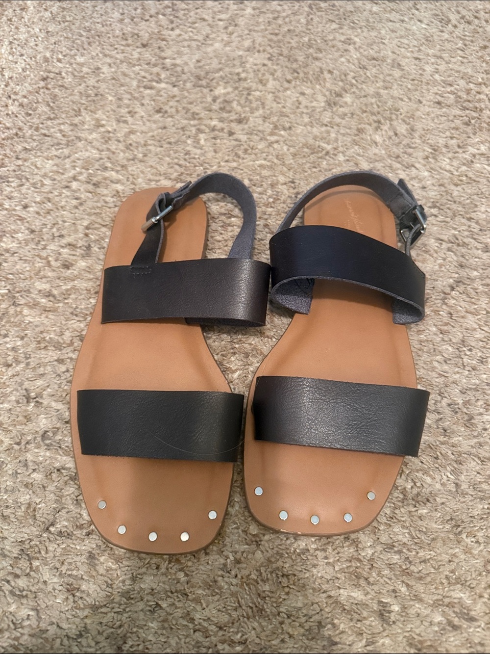 Universal Thread Black Leather Two-Strap Ankle Buckle Sandals